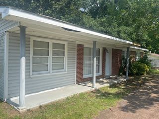 657 S  University Blvd, Mobile, AL 36609