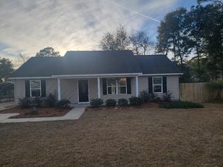 130 Lance Ln, Crawfordville, FL 32327