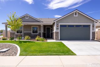 1229 Ellies Pl, Gardnerville, NV 89460
