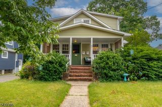 72 Minerva Ave, Hawthorne, NJ 07506