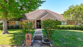 2806 Vermont Ct, Arlington, TX 76001
