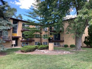 1003 State St #52f3d851b, Lemont, IL 60439
