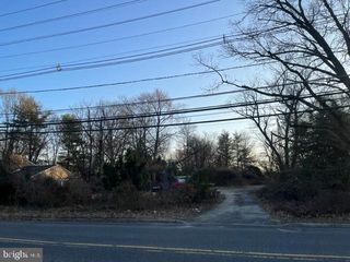 857 Derousse Ave, Pennsauken, NJ 08110
