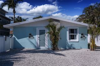 3604 Gulf Dr #A, Holmes Beach, FL 34217