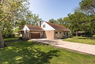 419 W  10th St, Morris, MN 56267