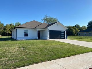 1101 Ozark Ave, Mountain Home, AR 72653