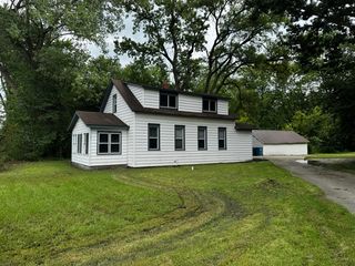 1041 E  Highway 330, Schererville, IN 46375