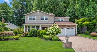 67 Reed Drive, Roslyn, NY 11576