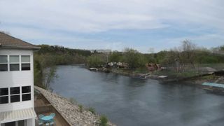 79 Angler'S Pointe Dr, Branson, MO 65616