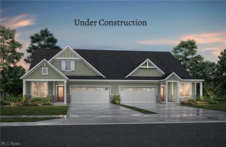 29117 Lancaster Dr, North Olmsted, OH 44070