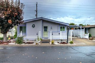 4624 S  Pacific Hwy #4, Phoenix, OR 97535