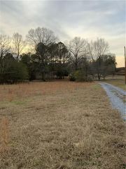 828 Terry White Rd, Aragon, GA 30104