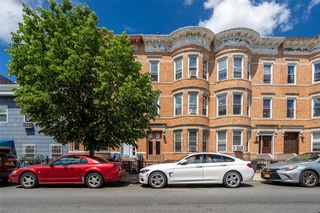3280 38th Street, Astoria, NY 11103