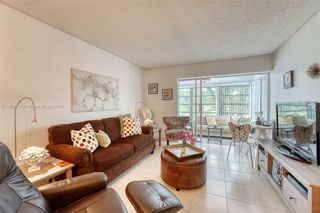 2950 NW 46th Ave #211C, Lauderdale Lakes, FL 33313