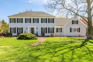 50 Dehart Dr, Belle Mead, NJ 08502