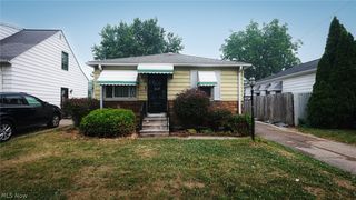 11820 Guardian Blvd, Cleveland, OH 44135