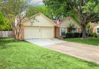 12710 Fenimore Ct, Sugar Land, TX 77478