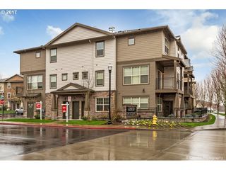 706 NW Adwick Dr, Hillsboro, OR 97006