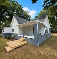 1025 N  7th St, Mount Vernon, IL 62864