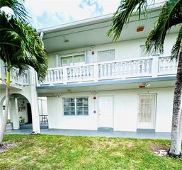 165 NE 203rd Ter #9, Miami Gardens, FL 33179