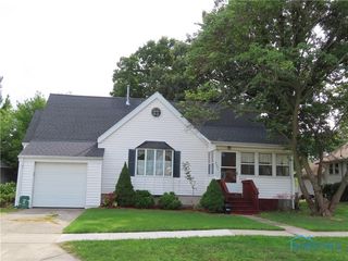 137 S  Lebanon St, Bryan, OH 43506