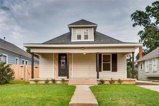 2905 S Jennings Ave, Fort Worth, TX 76110