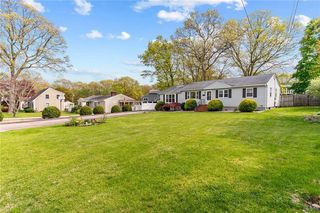 53 Boiling Spring Ave, Westerly, RI 02891