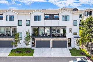 2050 Lohmans Spur Rd #403, Austin, TX 78734