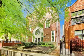 1050 W  Webster Ave #2W, Chicago, IL 60614