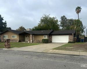 21059 Old Farm Rd, Bakersfield, CA 93312