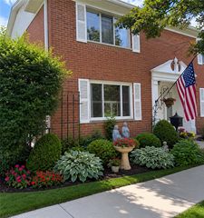 749 Clareridge Ln, Dayton, OH 45458