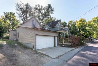 319 Washington Ct, Mankato, MN 56001