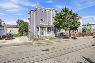 33 Park St, Brockton, MA 02301