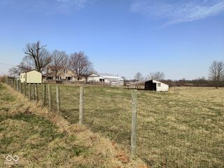 9395 S  Cornstalk Creek Rd, Ladoga, IN 47954