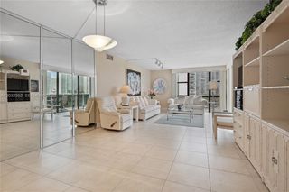 3625 N  Country Club Dr #603, Aventura, FL 33180