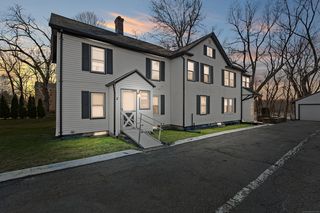 415 Naubuc Avenue, Glastonbury, CT 06033