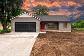 263 Range Rd, Kimball, MI 48074