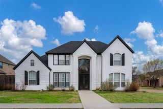4513 Valley Glen Dr, Carrollton, TX 75010