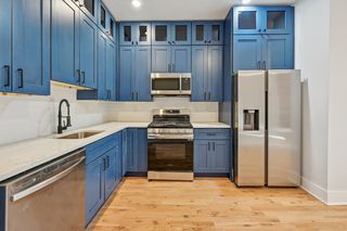 933A Summit Ave #4, Jersey City, NJ 07307