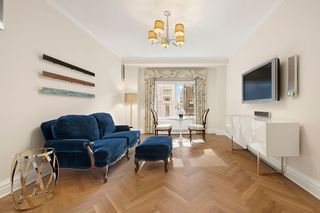 502 Park Ave #15H, New York, NY 10022