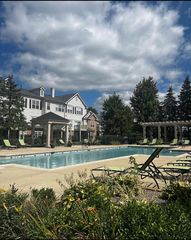 1015 Preserve Ave #637145423, Naperville, IL 60564