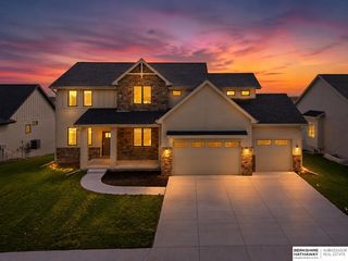 20505 Jeannie Ln, Gretna, NE 68028