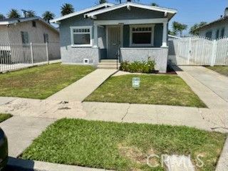 323 W  82nd St, Los Angeles, CA 90003