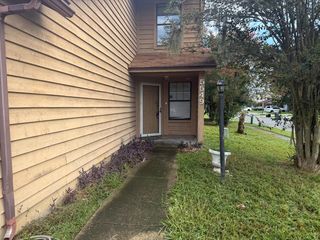 5549 Cabot Dr N, Jacksonville, FL 32244