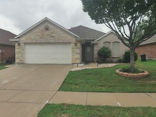 6704 Hillgreen Dr, Arlington, TX 76002