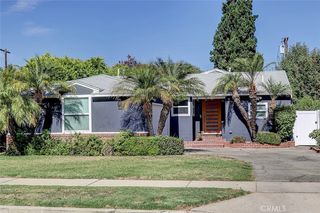 5406 Burnet Ave, Van Nuys, CA 91411