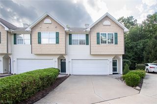 23 Elm Creek Way, Aurora, OH 44202