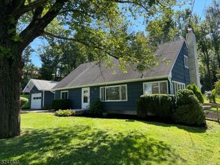 96 Newton Sparta Rd, Newton, NJ 07860