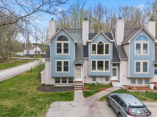 365 North River Road #1, Epping, NH 03042
