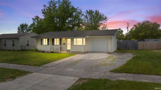 1210 Bethany Ln, Fort Wayne, IN 46825